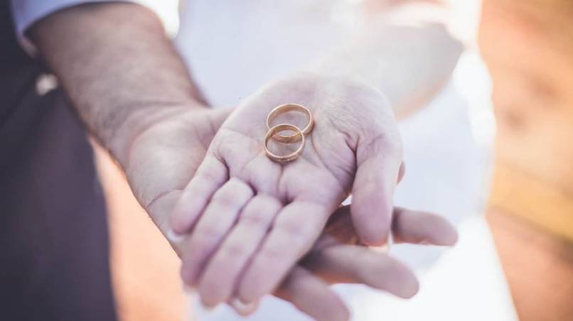 Evlilik Nedeniyle İşten Ayrılarak Tazminat Alan İşçi Yeni İşe Girebilir Mi?